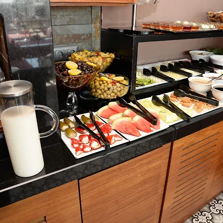 Pera Luna 3* Istanbulská provincie