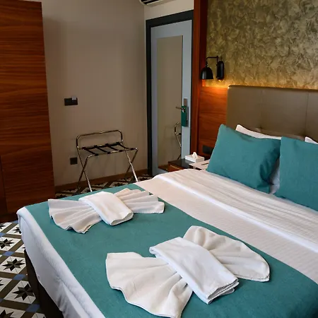 Pera Luna 3* Istanbulská provincie