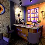 Ξενοδοχείο Pera Luna