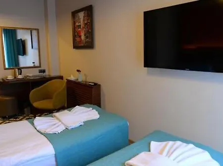 Pera Luna Szálloda