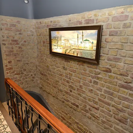 Pera Luna 3* Stambuł