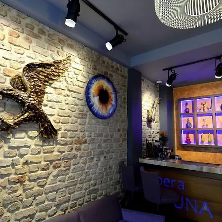 بيرا لونا ريسيدنس 3*