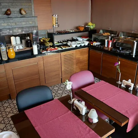 Pera Luna 3* Istanbul