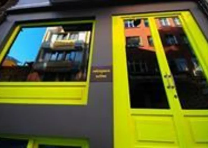 بيرا لونا ريسيدنس 3*