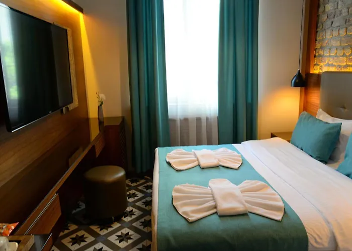 بيرا لونا ريسيدنس 3*