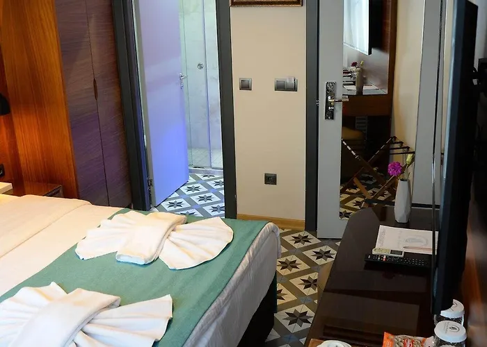 فندق بيرا لونا ريسيدنس 3*