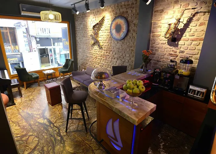 بيرا لونا ريسيدنس 3*